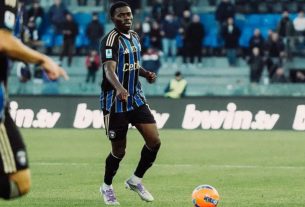 Nigeria midfielder Ebenezer Akinsamiro during a match amid transfer uncertainty involving Inter Milan and Pisa